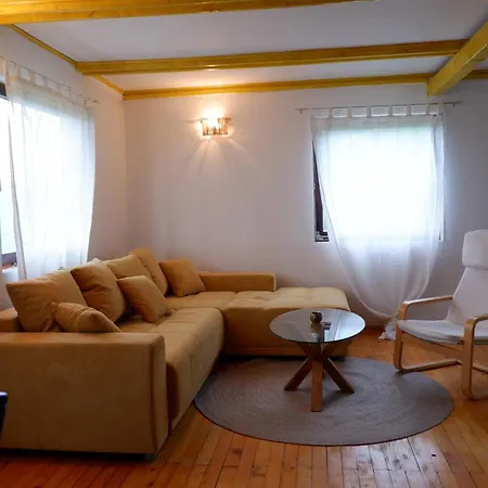 아파트 Bosnian Mountain Retreat *