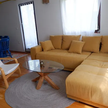 아파트 Bosnian Mountain Retreat *