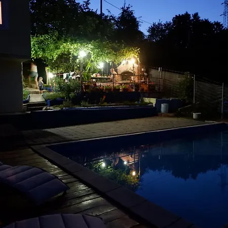 Bosnian Mountain Retreat 아파트 프리제도르